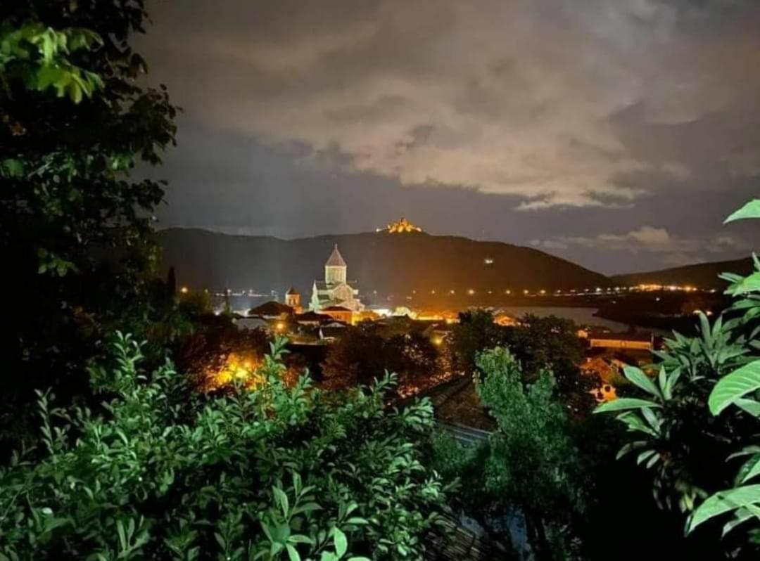 Levanto Mtskheta Luaran gambar